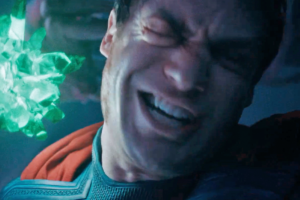 New Superman Trailer Shows Kryptonite Being Used Against Him